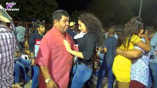 Ese senor suertudo con la chica hermosa  Disfrutando de esos bailes con corridos [upl. by Dennet]