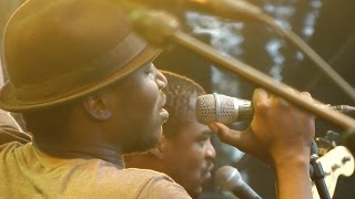 Songhoy Blues  Karaw  LIVE at Afrikafestival Hertme 2016 [upl. by Kere]