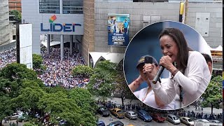 1200 PM VENEZUELA  Lugar de la concentración de María Corina Machado y Edmundo González en Caracas [upl. by Tonye]