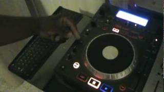 NUMARK MIXDECK WITH VIRTUAL DJ [upl. by Eiramave]