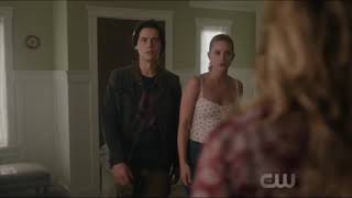 Jughead Finds Out About Betty’s Seizure  3x02  Riverdale [upl. by Htesil]