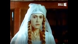 Hurrem meets sultan Suleiman for the first time  TV series Roxelana 19962003 Season 1 Episode 10 [upl. by Dielu491]