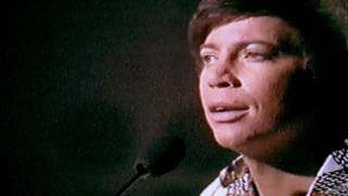 Bobby Goldsboro  Summer The First Time 1976 Show 6  Shirley Bassey  Somebody Like Me 1972 [upl. by Burnett]