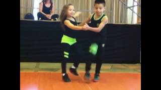 Estos niños sorprendieron al mundo entero bailando Salsa [upl. by Sheree603]