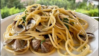 SPAGHETTI CON VONGOLE LUPINI the classic recipe of pasta with clams [upl. by Emerick57]