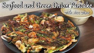 Korean Food RecipeSeafood and Green Onion Pancake 해물파전 [upl. by Onaled748]