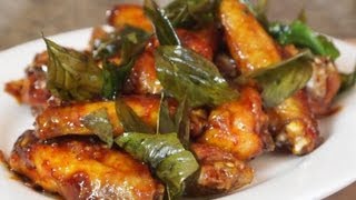 Thai Glazed Garlic Chicken Wing Recipe [upl. by Kim991]