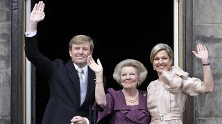 PaysBas  Beatrix laisse le trône à WillemAlexander [upl. by Lemrej]