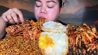 mie sedap goreng gepeng pedas extra jamur pedas telur mata sapi opak pedas terasi [upl. by Atikahc]