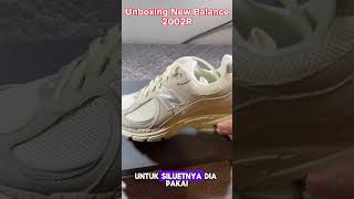 Unboxing New Balance 2002R Linen Fog amp Sea Salt [upl. by Sina]