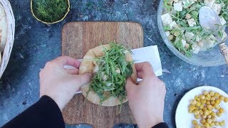 Vegetarische PitaWraps mit Tofu Kichererbsen und Rucola [upl. by Lovmilla]