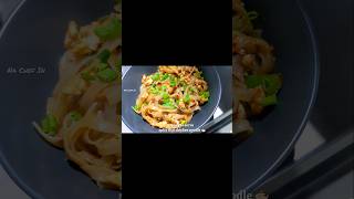 Thai Chicken Noodles thainoodles shorts youtubeshorts trending viralshorts nachefin [upl. by Yeleen]