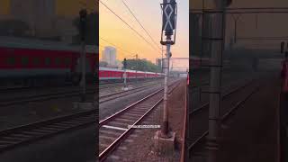 Malad 🚦90smusic wadala csmt dadar railwaylover mumbai mumbailocal mumbailocaltrain mumbai [upl. by Nessi962]