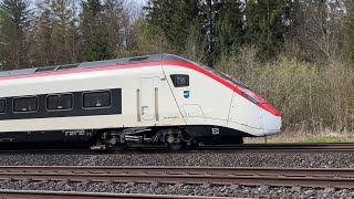 INSANE GIRUNO HORN BLAST SBB Rabe501 Giruno passes through Rupperswil [upl. by Merralee]