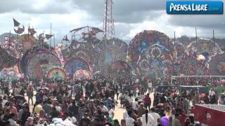 Barriletes gigantes una tradición que surca el cielo del altiplano guatemalteco [upl. by Samau133]