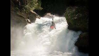 Class V Packrafting Thunder Creek high flow with the Alpacka Valkyrie [upl. by Ahsercel]