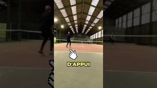 Astuce pour bien monter à la volée au tennis  Un petit mouvement des jambes à faire et essentiel [upl. by Enyawal]