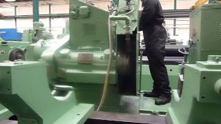 Churchill TWA Roll Grinding Machine under power in our warehouse in Oldham Manchester England [upl. by Bevin516]