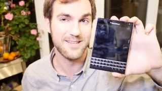 Blackberry Passport im Unboxing 4K Deutsch [upl. by Lillis27]