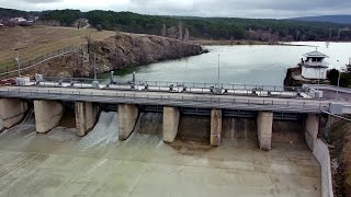 Симферопольское водохранилище ЗАТОПИЛО деревья Идёт СБРОС вода в Крыму [upl. by Noemad125]