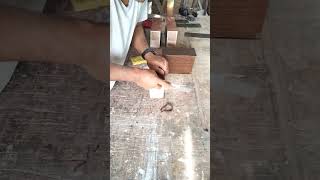 Cara menempel hpl woodworking partisiruangantamu partisiinterior hpl diy [upl. by Ever]