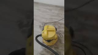 Karcher WD 3 P Уборка воды [upl. by Neelahs56]