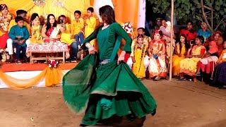 বিয়ে বাড়িতে মেয়েটির অসাধারণ নাচ  New Wedding Dance Performance  Dj Sravanthi  ABC Media [upl. by Hermione]