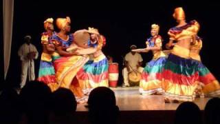 DANSE TRADITIONNELLE HAÏTIENNE  BiCHEB  SANTIAGO de CUBA [upl. by Llenram366]