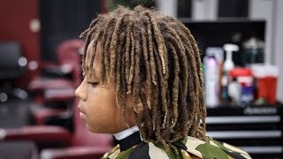 MUST SEE TRANSFORMATION BARBER TUTORIAL MID FADE DREADS ON TOP [upl. by Norraf306]