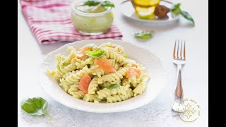 Pasta fredda con crema di zucchine e salmone [upl. by Philana]