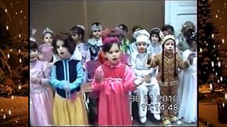 Carnaval Andreea gradinita grupa mica30112010 part1 [upl. by Nnaytsirk]