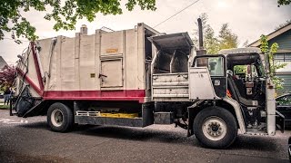 Peterbilt 310 Dempster Route King Garbage Truck [upl. by Zetnwahs]