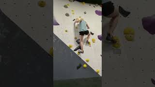 Beginner Paraclimber V1 Climb At The Boardroom Wimbledon  Hyperclimbers [upl. by Marala]