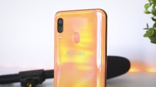 Test Samsung Galaxy A40 im Review  deutsch [upl. by Eenerb646]