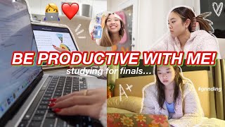 BE PRODUCTIVE WITH ME studying for finals  Vlogmas Day 14 [upl. by Bensky]