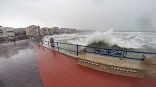 Temporal olas Chiqui 28022014 Santander Cantabria Spain  GoPro Hero 3 Black Edition [upl. by Nakeber395]