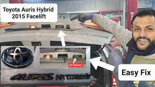 how to change REGISTRATION LAMP on Toyota Auris Hybrid numberplate [upl. by Nwahsem]