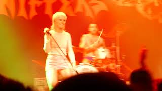 Amyl and the Sniffers Guided by Angels Patronaat Haarlem 07112022 [upl. by Atnauqahs418]