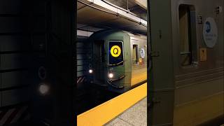 Q train leaves 96th Street Station mta train qtrain r68 shorts victory [upl. by Tamas500]