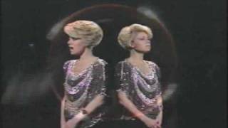 Elaine Paige  The windmills of your mind [upl. by Ymmac154]