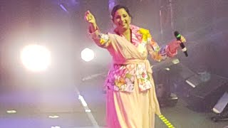 Barso re megha megha full live song shreyaghoshalconcert ishqfm allheartstour kolkata [upl. by Alvinia874]