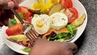 Healthy Smoked Salmon and Poached Eggs Salad with Red Potato [upl. by Pryce388]