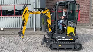 New Holland E20D minigraver 3 delige giek [upl. by Krenn]