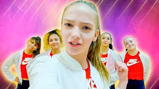 Jayden Bartels Brings Her Vlogs To Life at VidCons Night of Dance [upl. by Simson93]