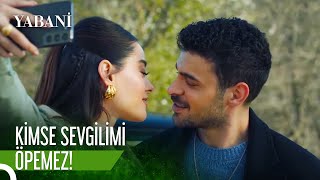 Rüya ve Yaman Romantik Anlarını Ölümsüzleştirmek İstedi  Yabani 29 Bölüm [upl. by Ennovihs]