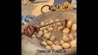 boiling potatoes in the sand🙄  One ingredient delicious recipe  no oil used yet so tasty [upl. by Vullo907]