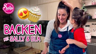 Schokomuffins  Kinderrezept  Ela backt mit Mama  Sallys Welt [upl. by Catherin]