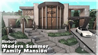 BLOXBURG Modern Summer Family Mansion Speedbuild  Roblox House Build [upl. by Krm989]