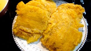 Cómo hacer Tostones o Patacones de plátano verde Deliciosos y Rápido [upl. by Aihseuqal]