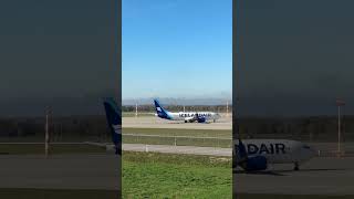 Icelandair B737 Max airlines aviation avgeek boeing foryou views planespotting travel [upl. by Nwahc]